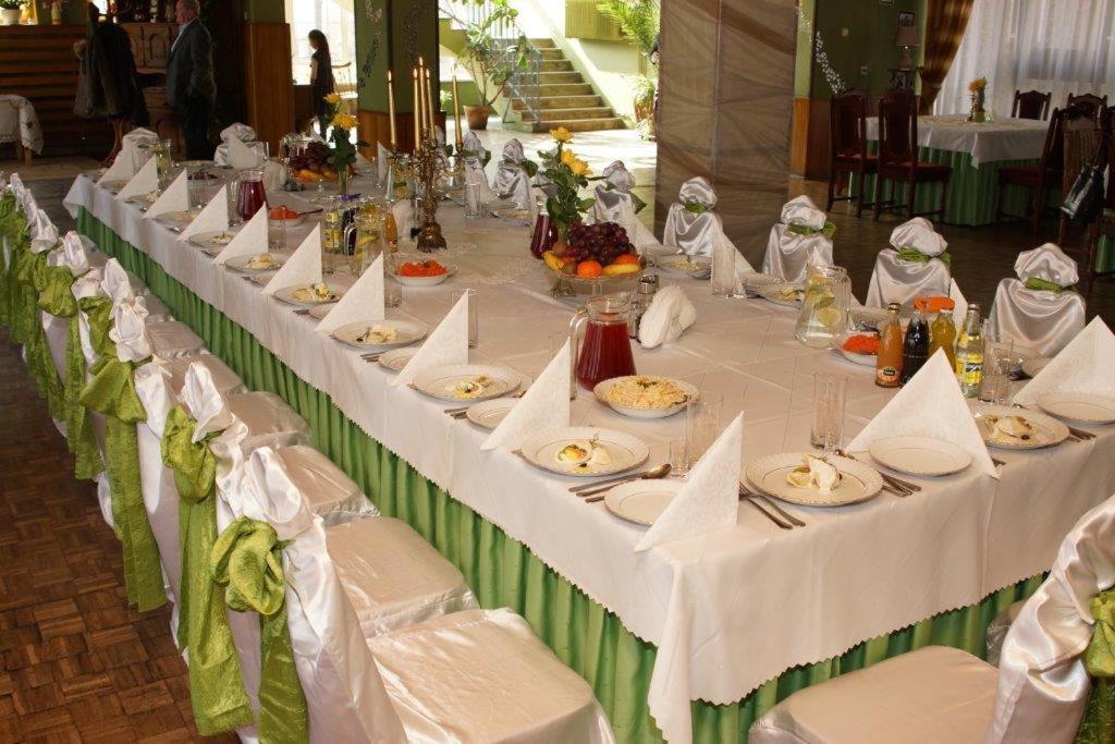 Zajazd Grodek Bujak Robert Naclegi I Restauracja Grodkow  Esterno foto
